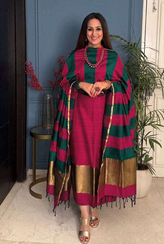 Pure Maheswari Silk Cotton Handwoven Unstitch Suit.