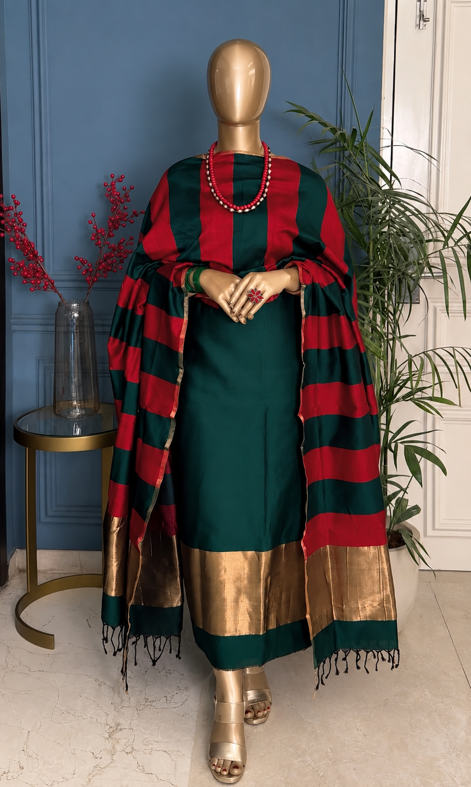 Pure Maheswari Silk Cotton Handwoven Unstitch Suit.