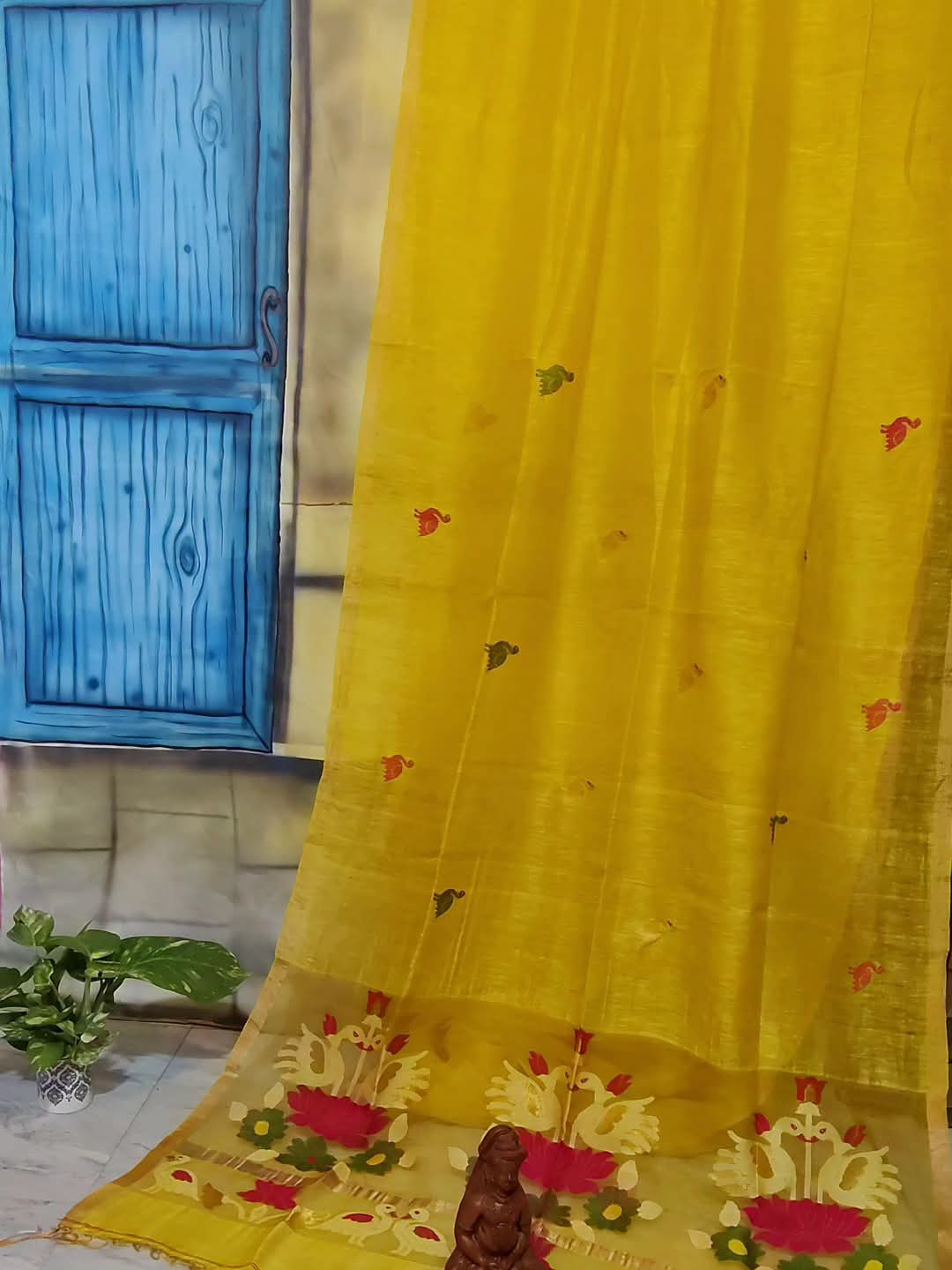 Pure Linen Tissue Saree with Blouse.