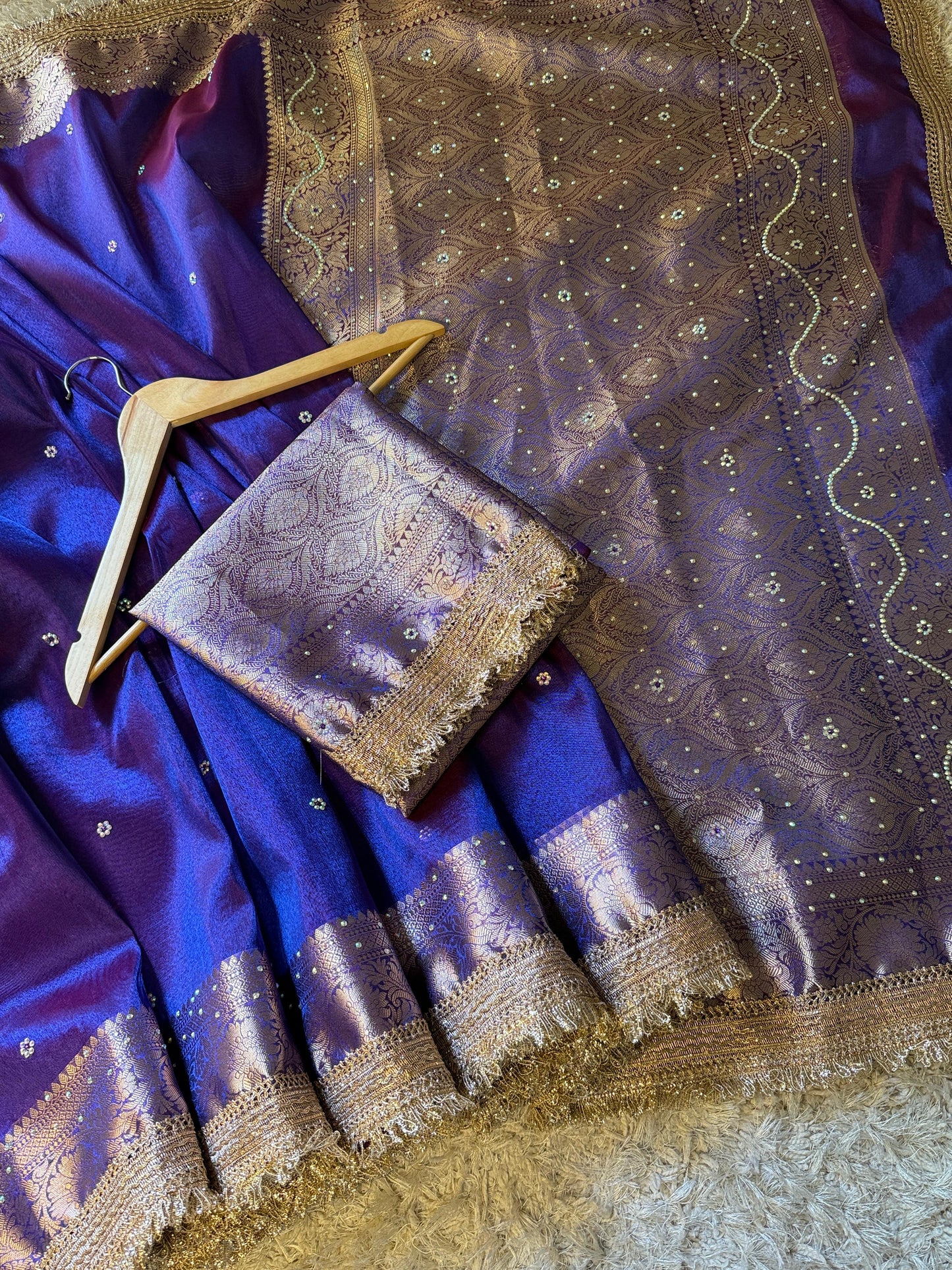 Banarasi Tissue lace Work Soft Silk Saree.