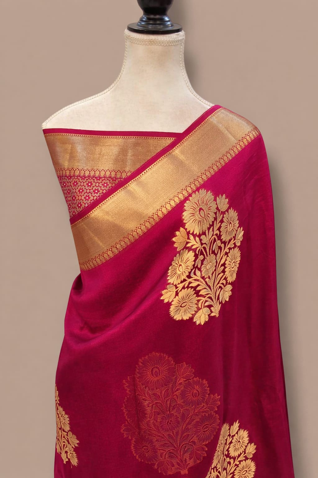 Banarasi Kora Organza Silk Saree.