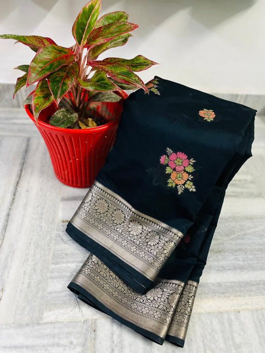 Banarasi Georgette Very Soft Silk Saree With Blouse.