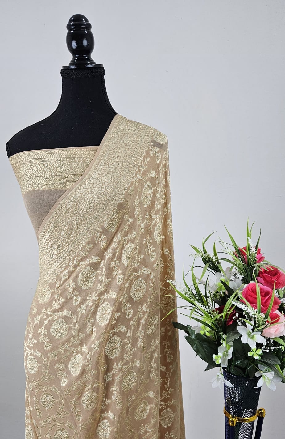 Pure Handloom Khaddi Georgette Saree Zari Work.