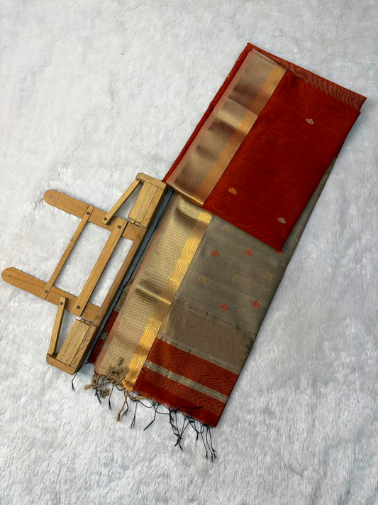 Pure Maheshwari Handloom Silk Saree.
