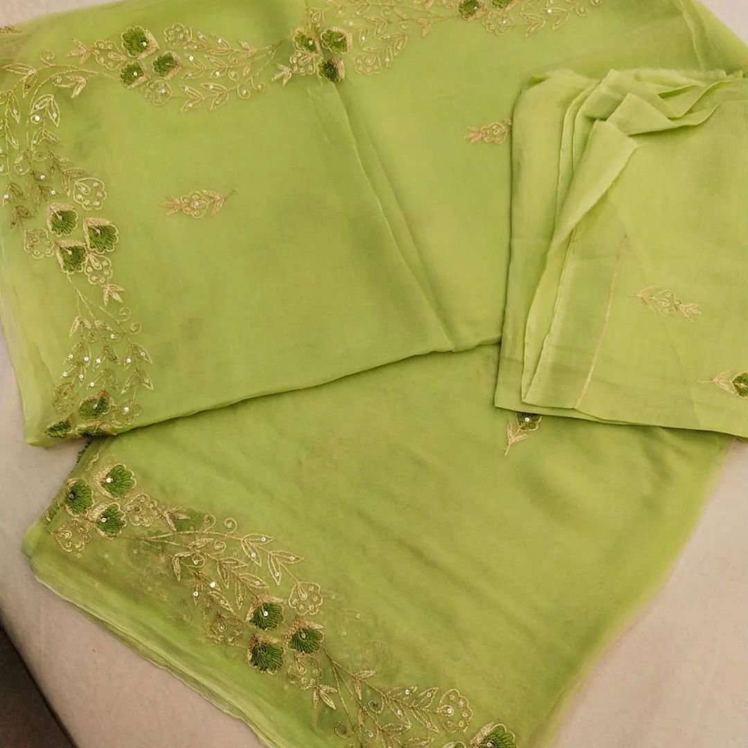 BEAUTIFUL HANDCRAFTED PEARL AND KATDANA EMBROIDERY WORK DAIMOND CHIFFON SAREE