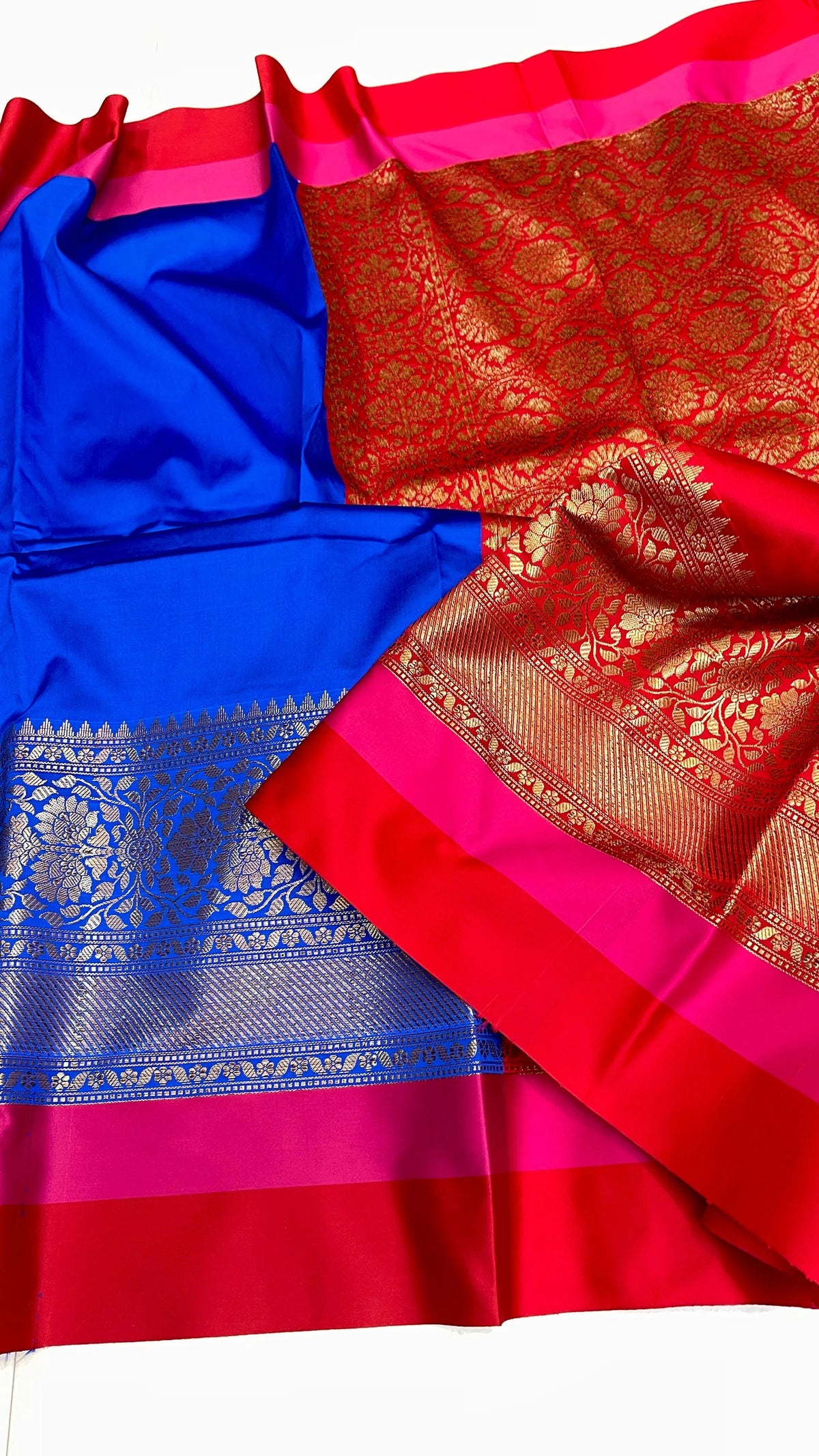 Banarasi Maheshwari Silk Saree With Zari Weaved Border.