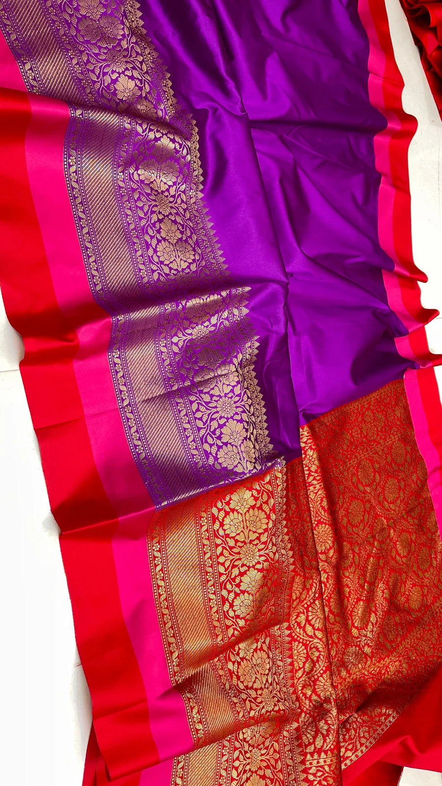 Banarasi Maheshwari Silk Saree With Zari Weaved Border.