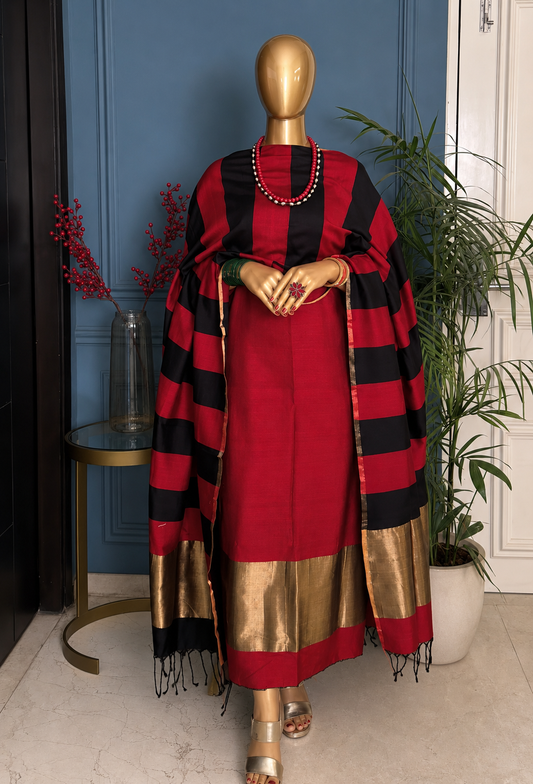 Pure Maheswari Silk Cotton Handwoven Unstitch Suit.