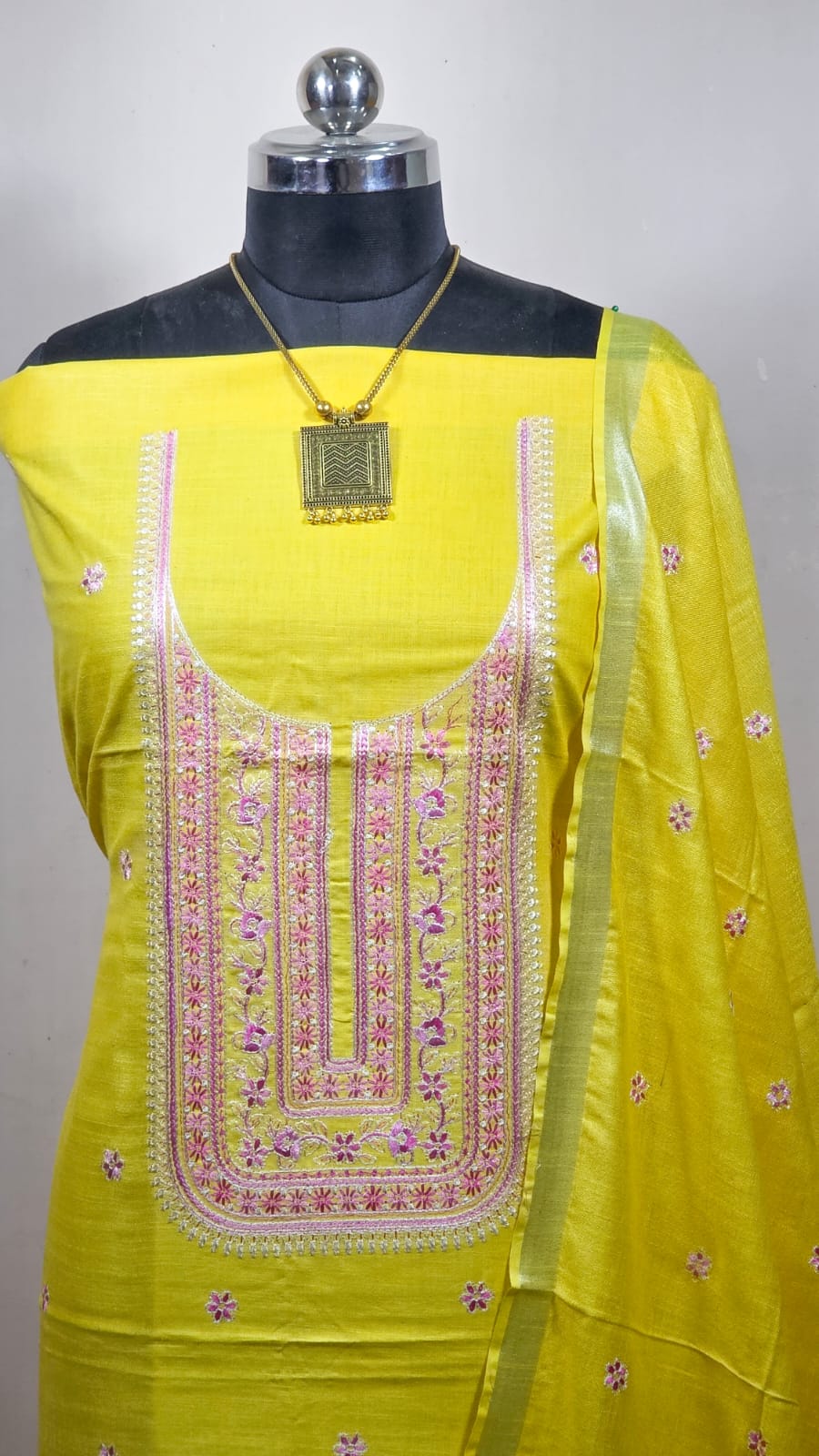 BHAGALPURI COTTON LINEN EMBROIDERY UNSTITCHED SUIT.