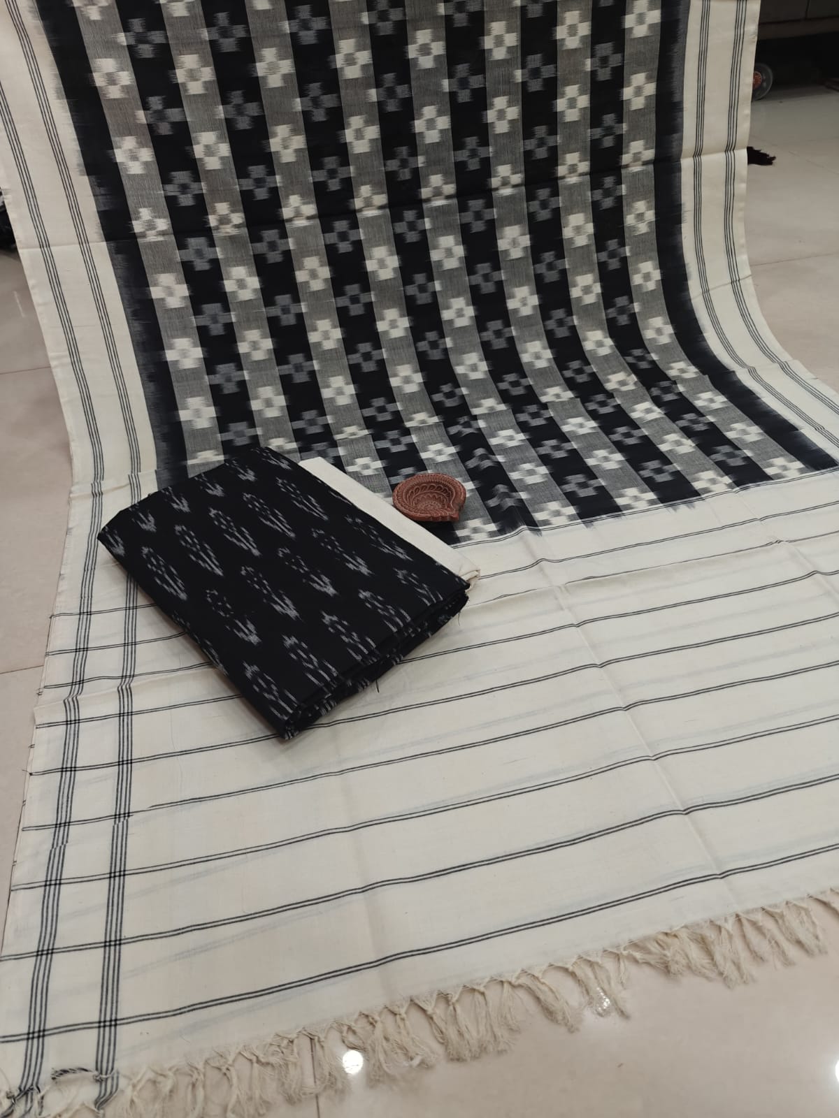 Pure Cotton Double Ikkat Unstitched Suit.