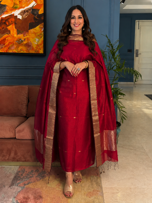 Pure Maheswari Silk Cotton Handwoven Unstitch Suit.