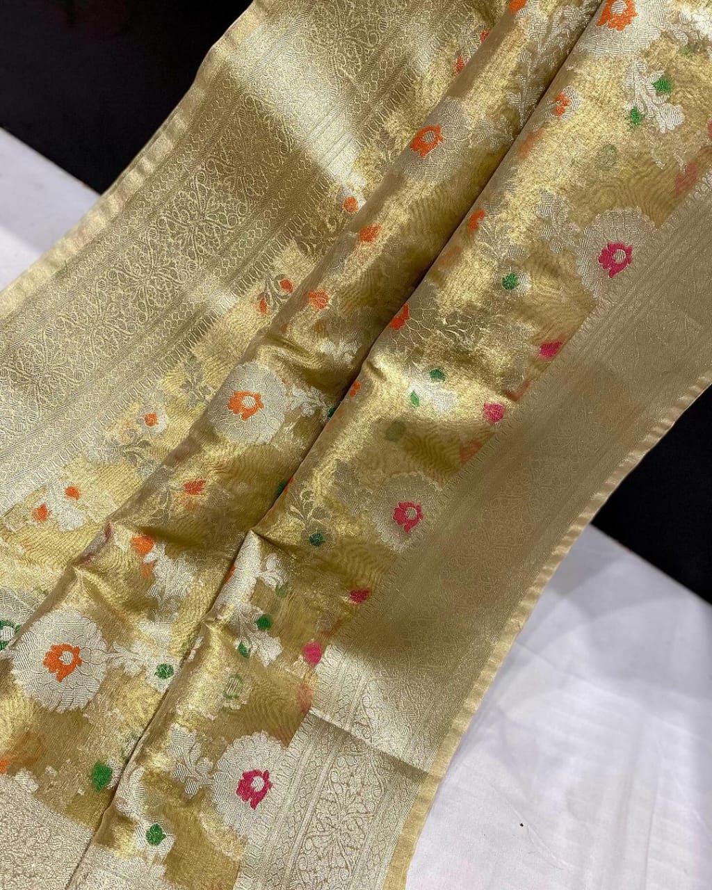 Banarasi Tissue Crush Soft Silk Saree