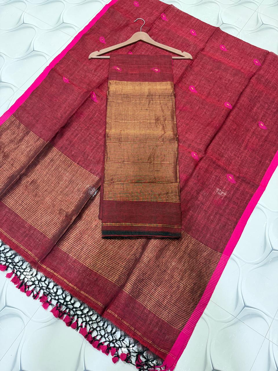 Pure Linen Jamdani Unstitch Suit.