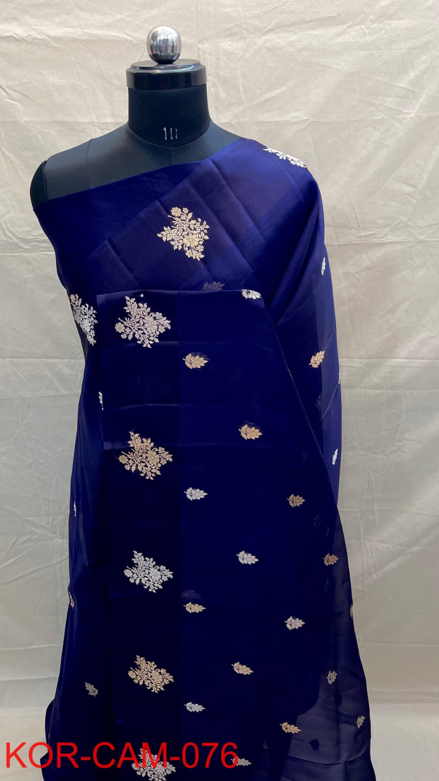 Pure Banarasi Handloom Kora Organza Silk Saree.