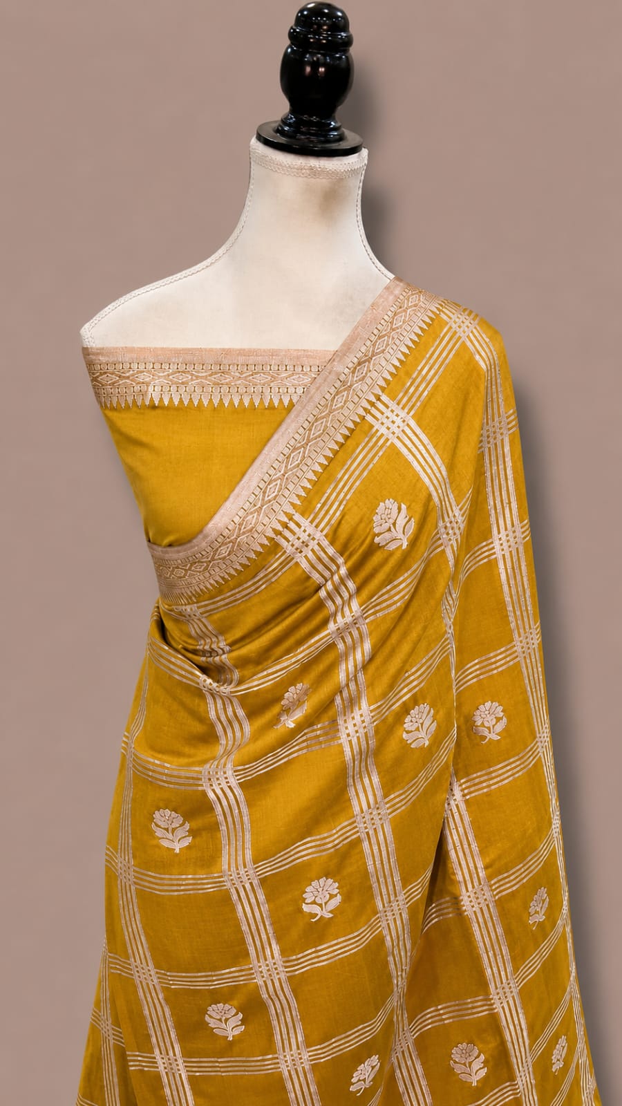 Raw Mango Katan Banarasi Soft Silk Saree