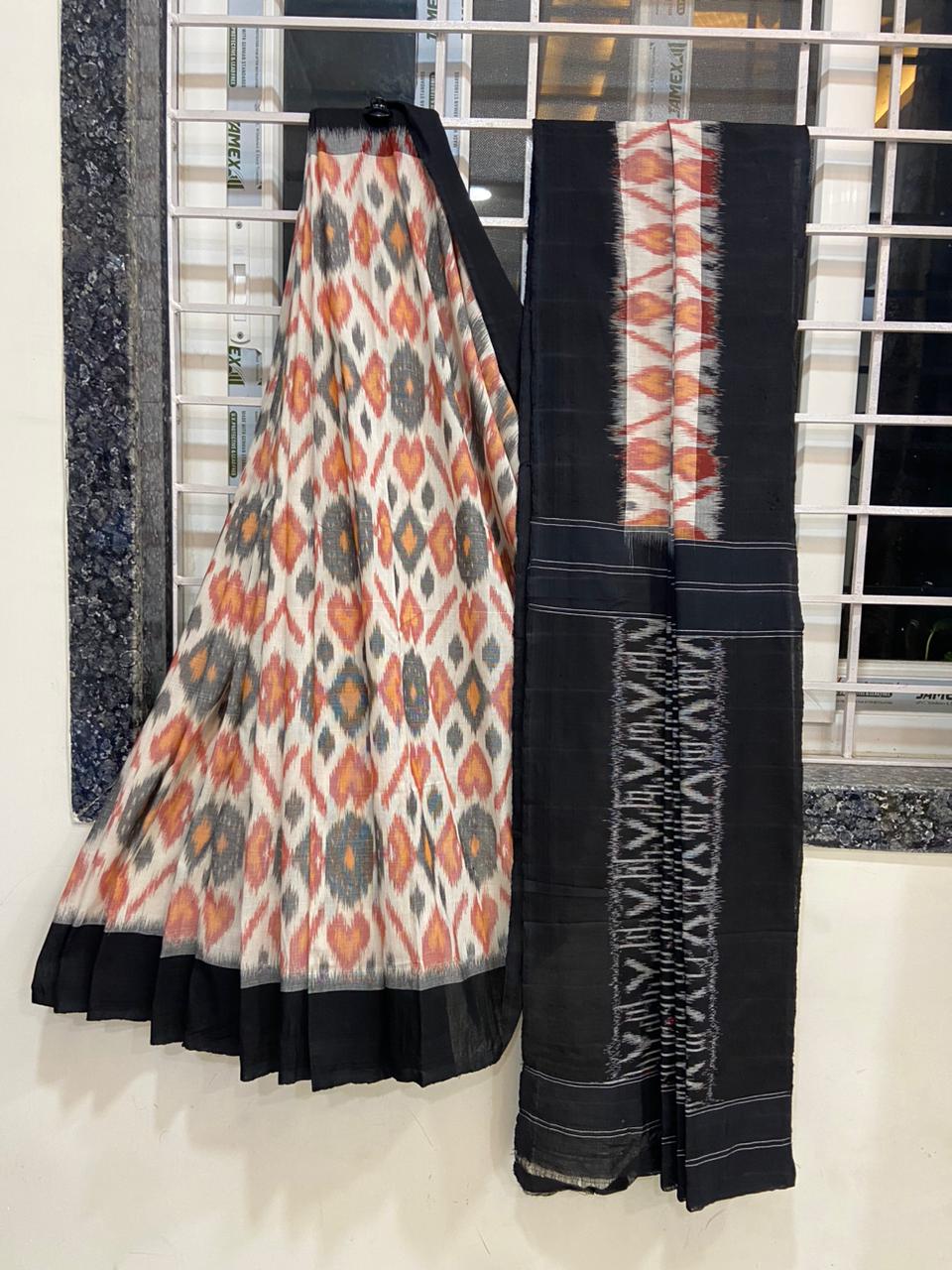 Beautiful Ikkat Cotton Saree With Blouse