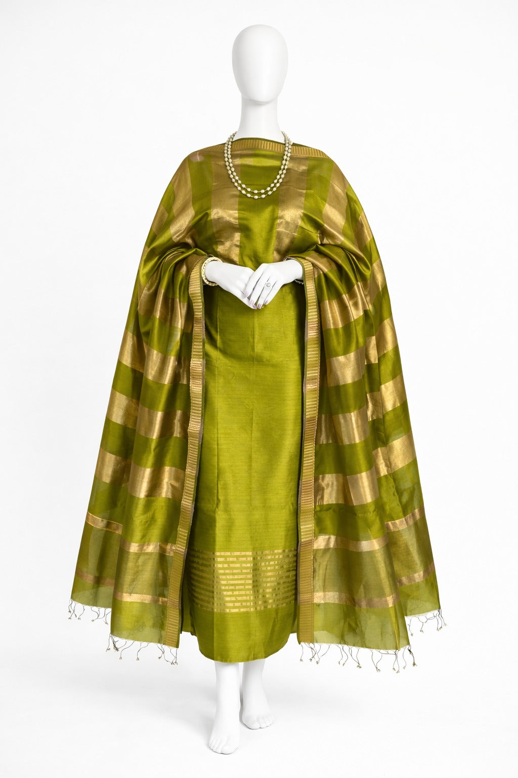 Pure Maheswari Silk Cotton Handwoven Unstitch Suit.