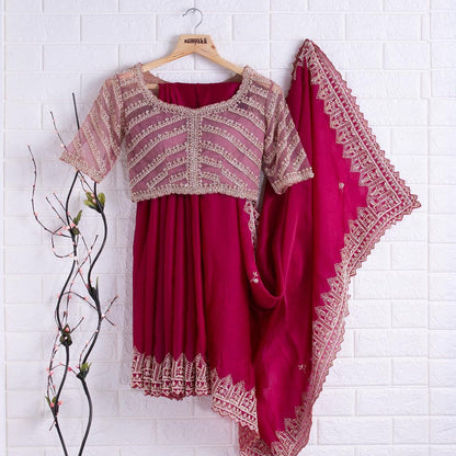 BEAUTIFUL HAND EMBROIDERED ZARDOSI WORK  ORGANZA  SAREE