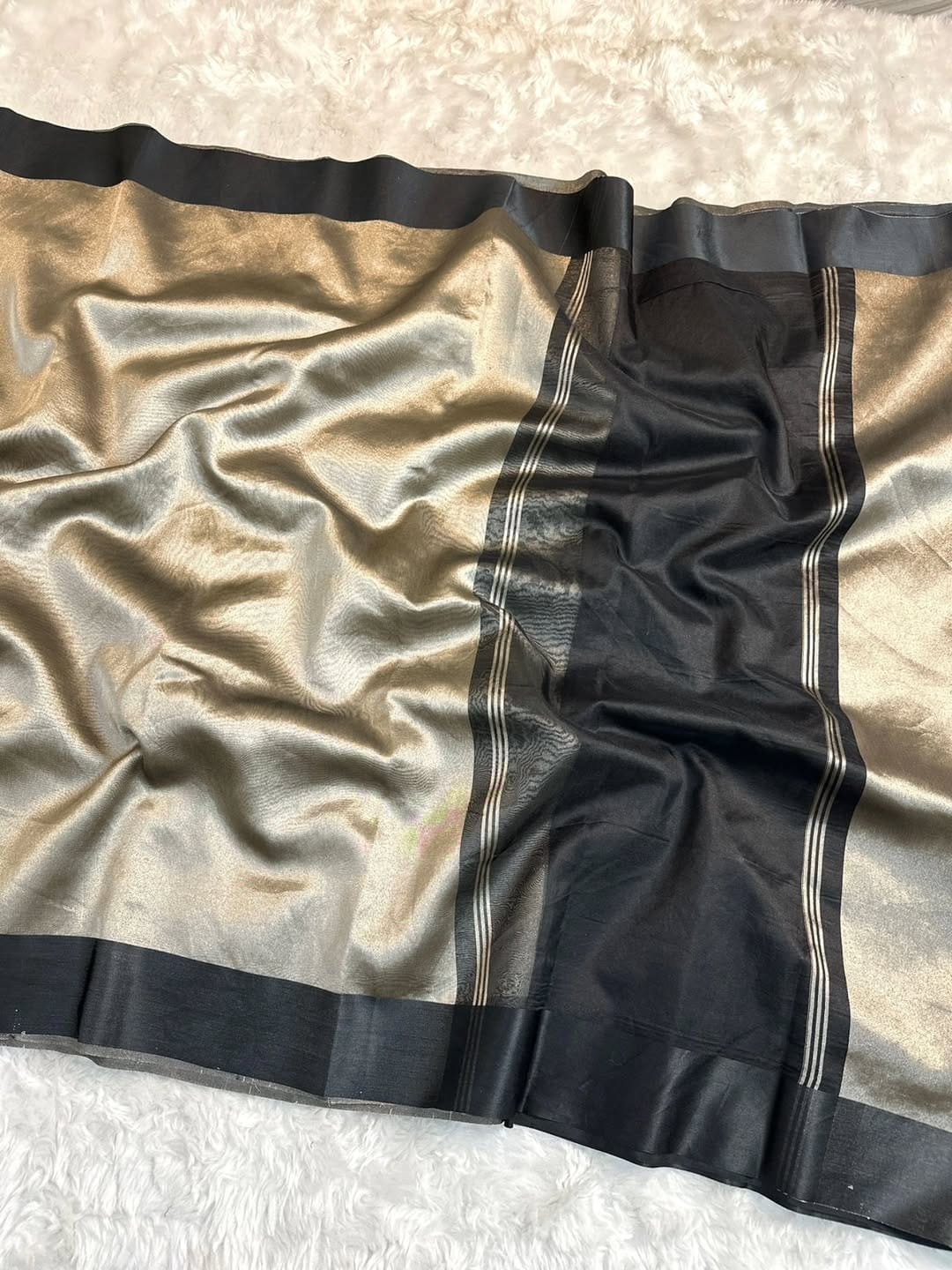 Banarasi Tissue Satin Border Soft Saree.