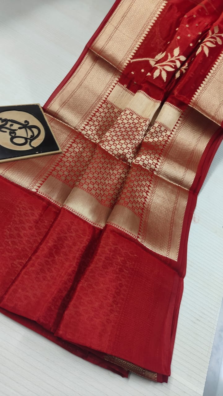 Banarasi Georgette Silk Saree With Blouse.