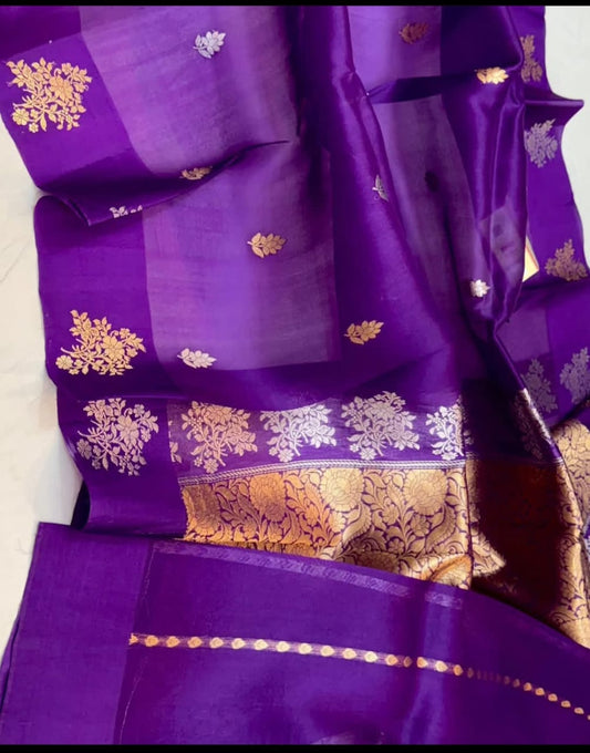 Pure Banarasi Handloom Kora Organza Silk Saree.