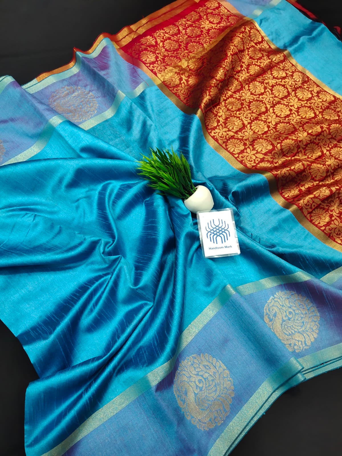 Handloom Raw Silk Design Saree With Contrast Blouse